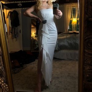 Long white dress